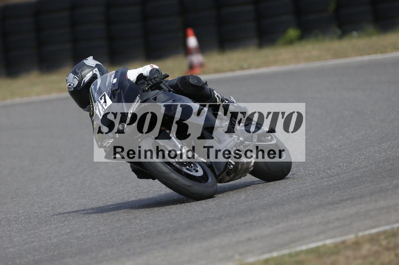 /37 09.08.2026  Pluess Motosport ADR/Einsteiger/77